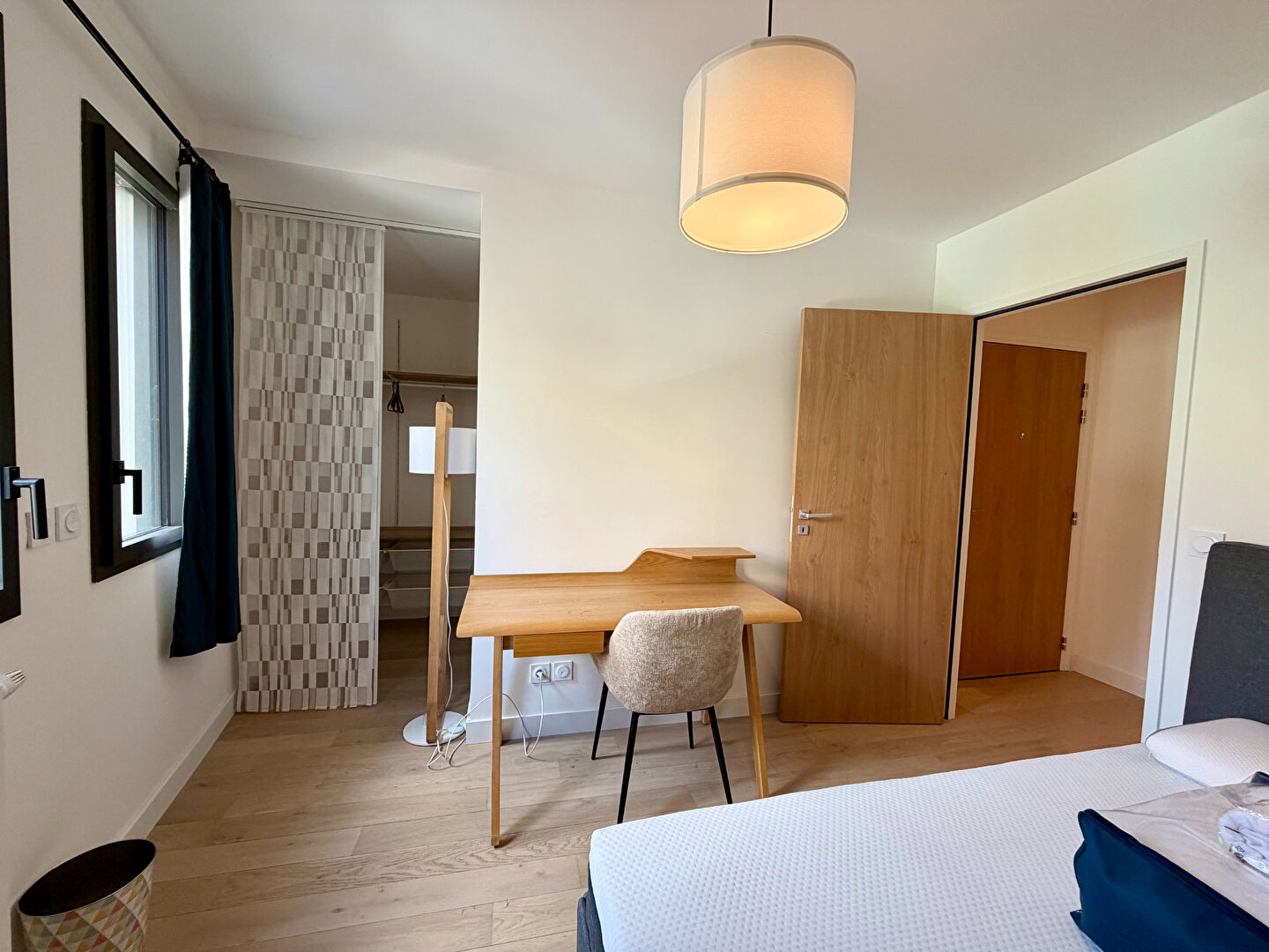 T3 meublé neuf – Centre village Limonest