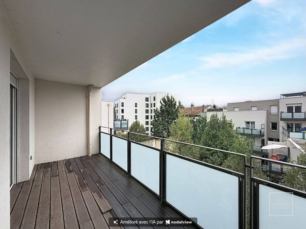 Appartement Lyon  Vaise, 3 pièces 53 m2 avec terrasse de 10m2 et garage