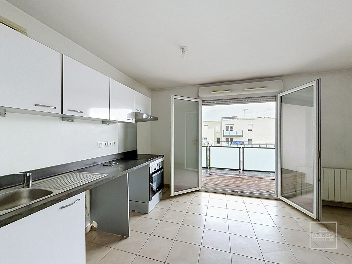 Appartement Lyon  Vaise, 3 pièces 53 m2 avec terrasse de 10m2 et garage