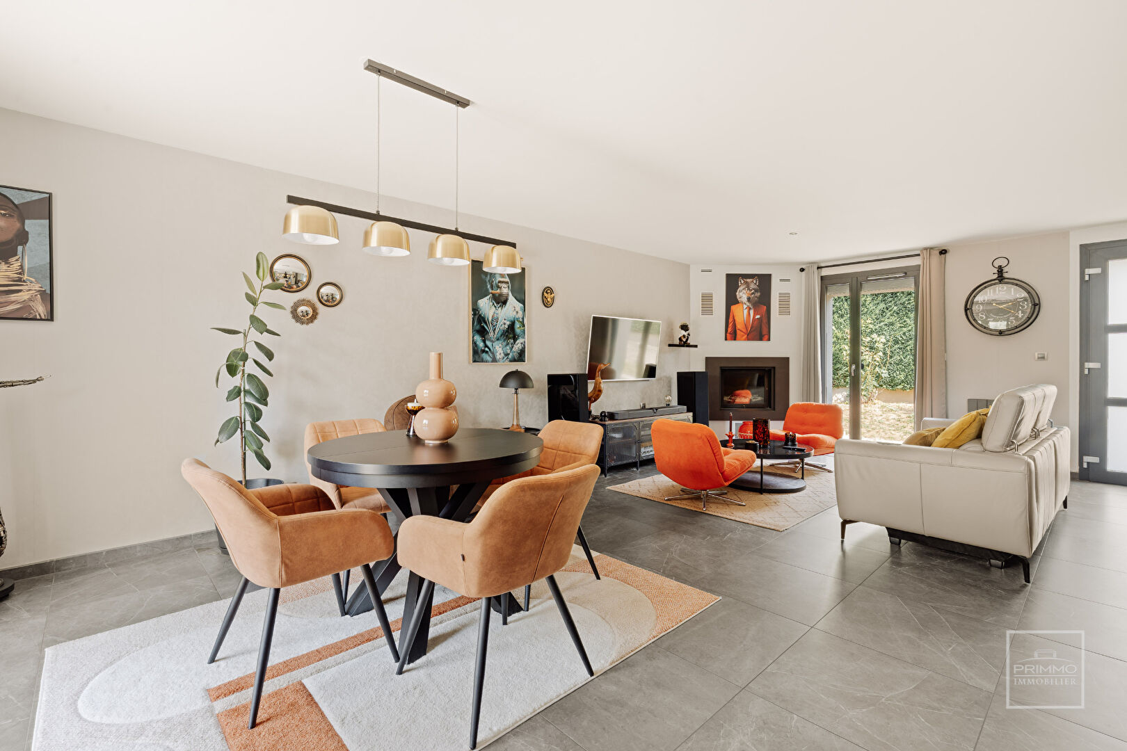 MONTANAY, MAISON PLAIN PIED 124 m² AVEC JARDIN ET PISCINE